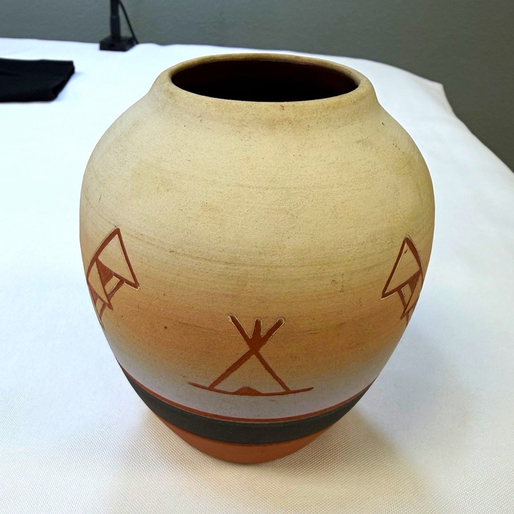 Cedar Mesa Pottery Navajo Vase Hand Painted Etched Signed M Maryboy Southwest 5"